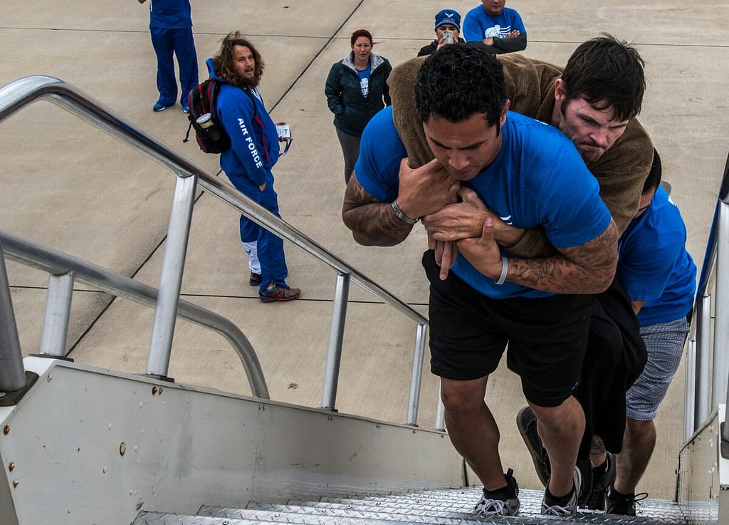 After a traumatic event in Afghanistan, Chris Ferrell faced his darkest days, carrying the weight of his fallen brothers. But he found a new mission and a battle buddy in fellow Purple Heart recipient, Dr. Kevin Wallace. 🤝